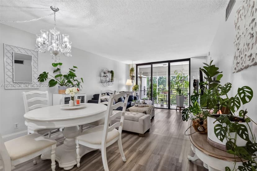 8150 W Mcnab Rd # 304, Tamarac FL 33321