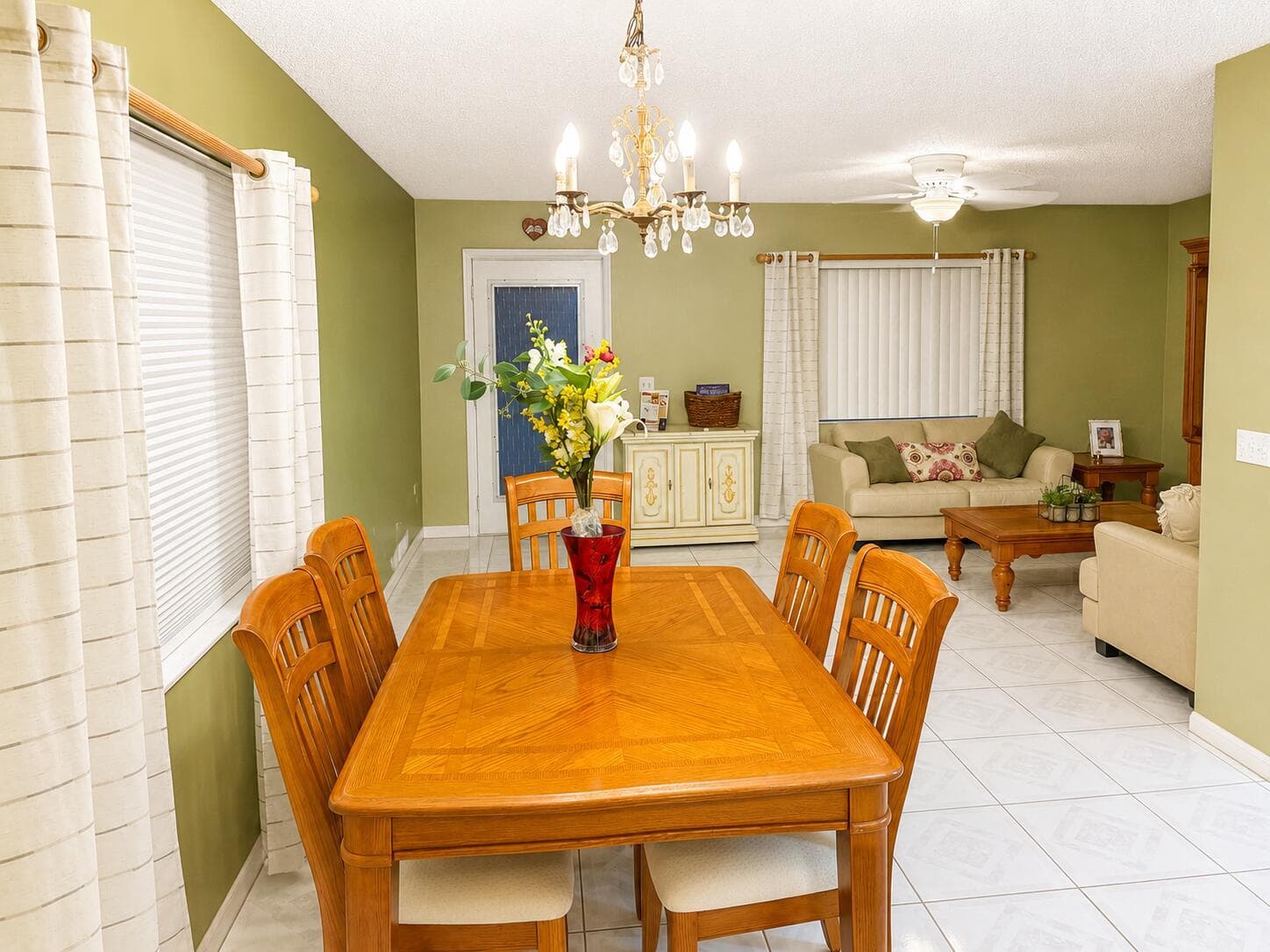 175 Flanders D, Delray Beach FL 33484