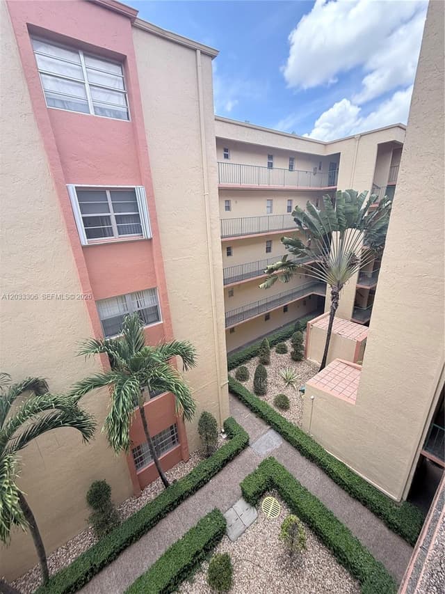 1975 W 44th Pl # 401, Hialeah FL 33012 - Hialeah, FL - Photo 2