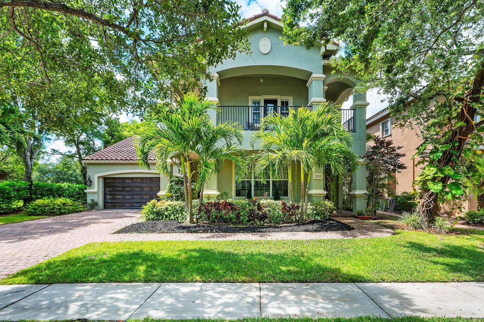 599 Cresta Circle, West Palm Beach FL 33413