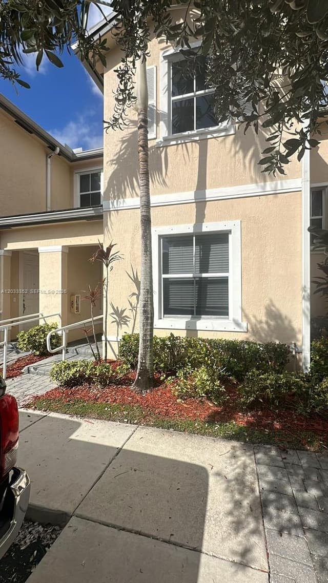 2819 SE 1st Dr # 9, Homestead FL 33033 - Homestead, FL - Photo 2