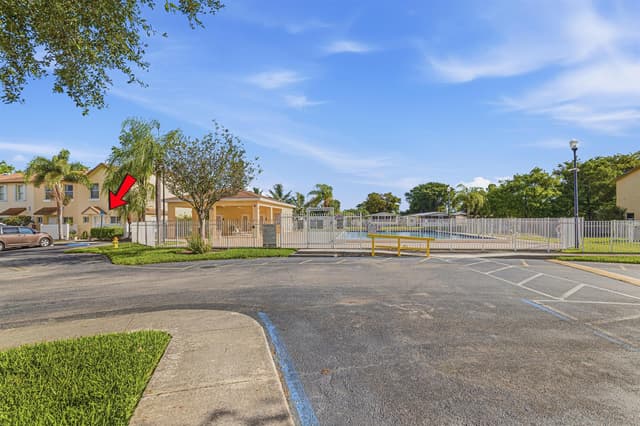 6631 Winfield Boulevard # 6, Margate FL 33063 - Margate, FL - Photo 3