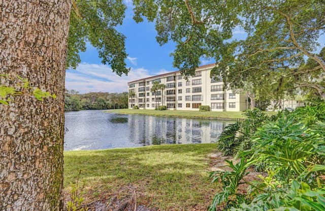 2768 Carambola Circle S # 301, Coconut Creek FL 33066 - Coconut Creek, FL - Photo 5