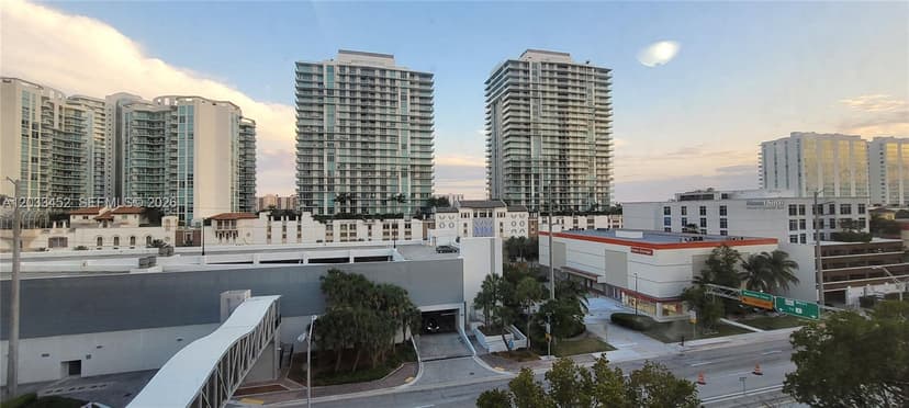16909 N Bay Rd # 815, Sunny Isles Beach FL 33160