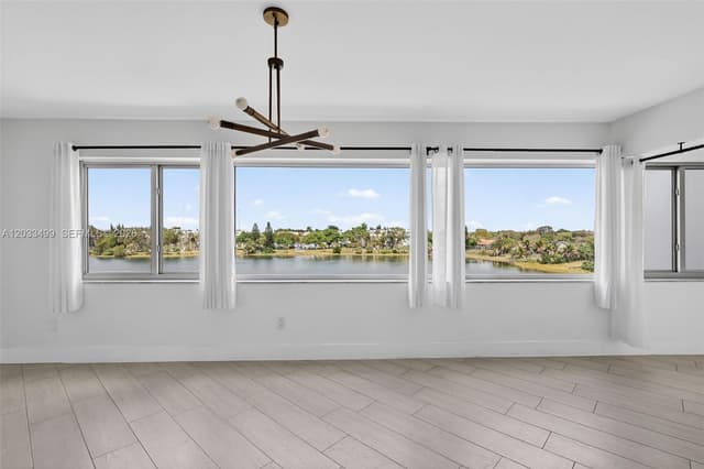 877 NE 195th St # 422, Miami FL 33179 - Miami, FL - Photo 4