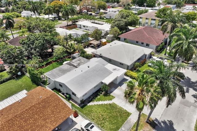 814 NE 4th St, Hallandale Beach FL 33009 - Hallandale Beach, FL - Photo 7