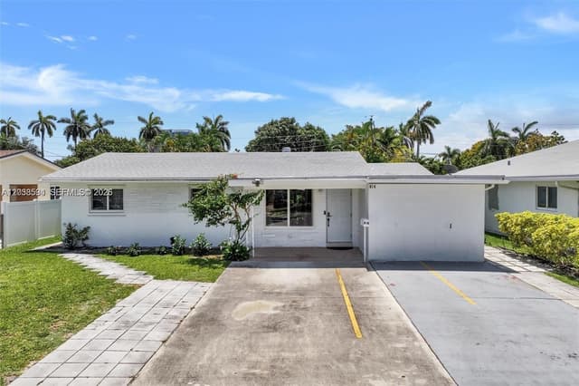 814 NE 4th St, Hallandale Beach FL 33009 - Hallandale Beach, FL - Photo 3