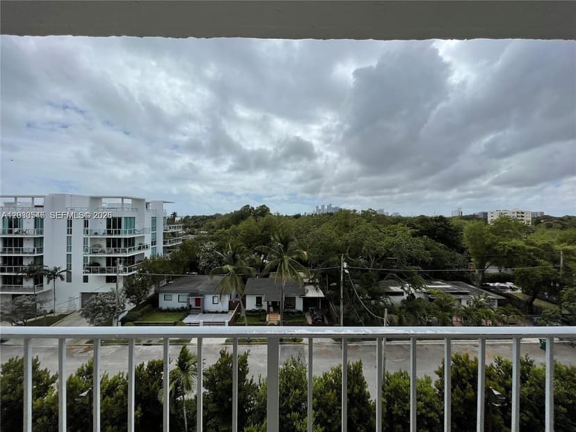700 NE 63rd St # D606, Miami FL 33138