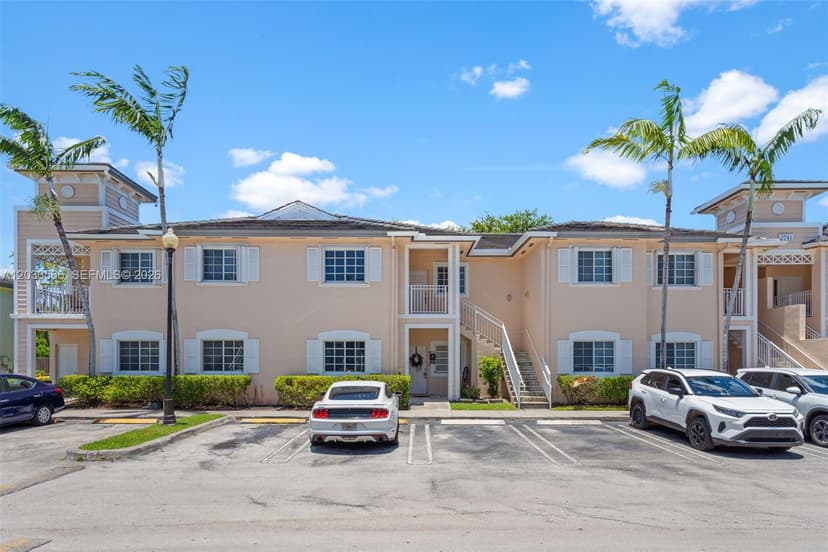 2741 NE 4th St # 202, Homestead FL 33033