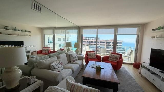 5161 Collins Ave # 1702, Miami Beach FL 33140
