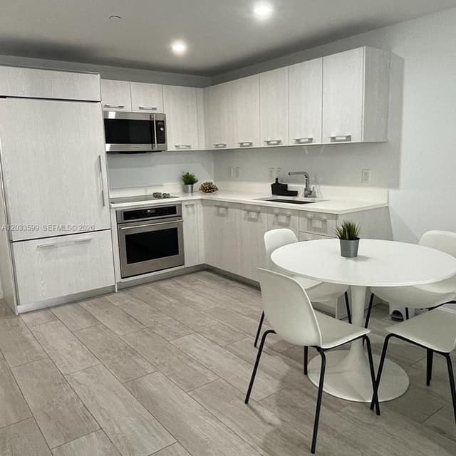 45 SW 9th St # 1407, Miami FL 33130 - Miami, FL - Photo 2