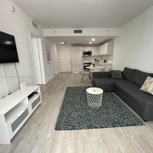 45 SW 9th St # 1407, Miami FL 33130 - Miami, FL - Photo 3