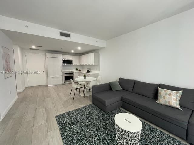 45 SW 9th St # 1407, Miami FL 33130 - Miami, FL - Photo 4