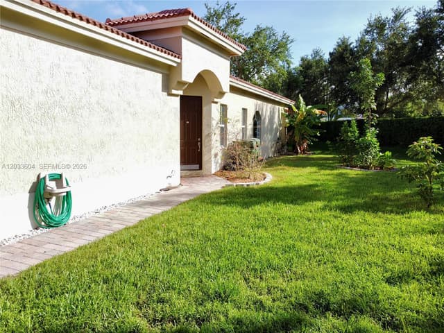 3910 NE 10th Dr, Homestead FL 33033 - Homestead, FL - Photo 6