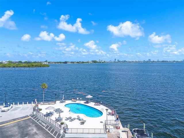 11930 N Bayshore Dr # 704, North Miami FL 33181 - North Miami, FL - Photo 2