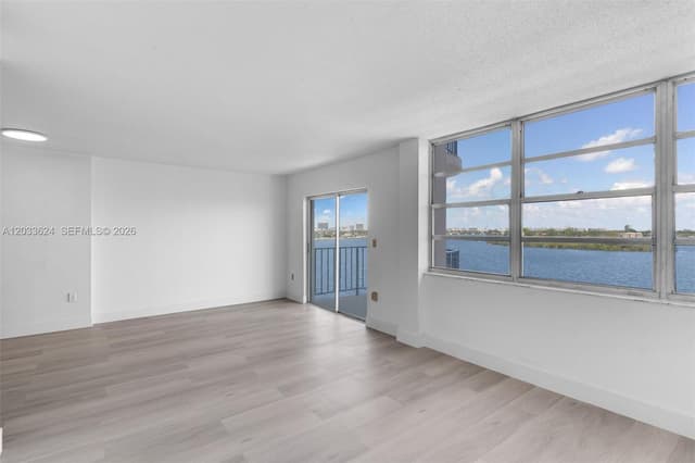 11930 N Bayshore Dr # 704, North Miami FL 33181 - North Miami, FL - Photo 6
