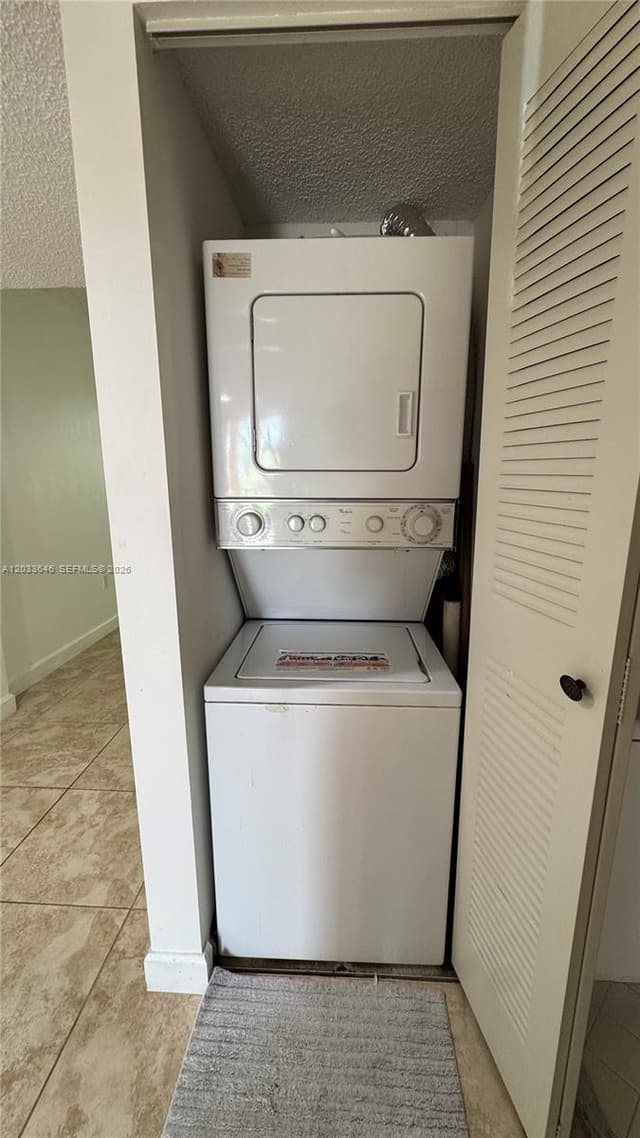 1200 SW 137th Ave # 211E, Pembroke Pines FL 33027 - Pembroke Pines, FL - Photo 6