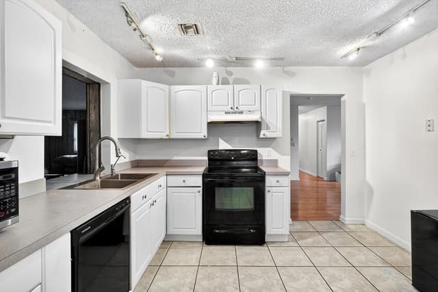 4639 Franwood Drive, Delray Beach FL 33445 - Delray Beach, FL - Photo 7