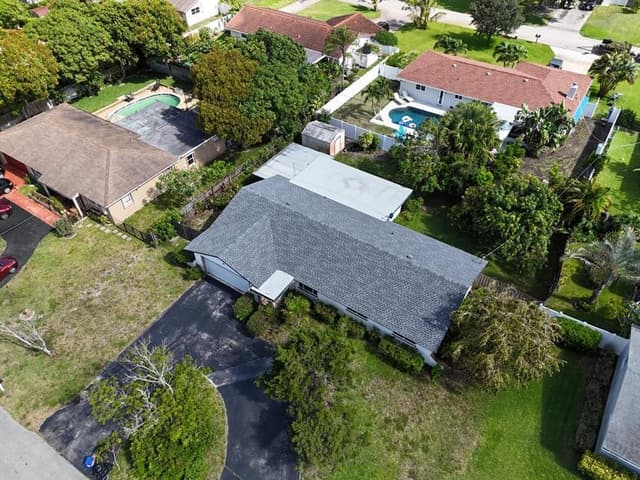 4639 Franwood Drive, Delray Beach FL 33445 - Delray Beach, FL - Photo 5