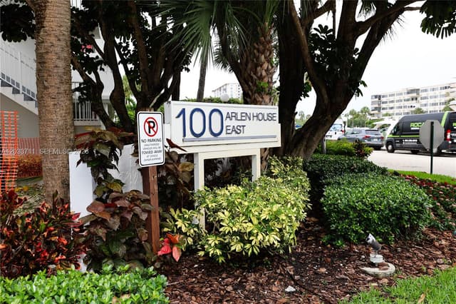 100 Bayview Dr # 527, Sunny Isles Beach FL 33160 - Sunny Isles Beach, FL - Photo 4