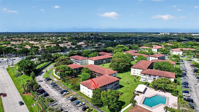 151 SW 135th Ter # 314T, Pembroke Pines FL 33027 - Pembroke Pines, FL - Photo 2