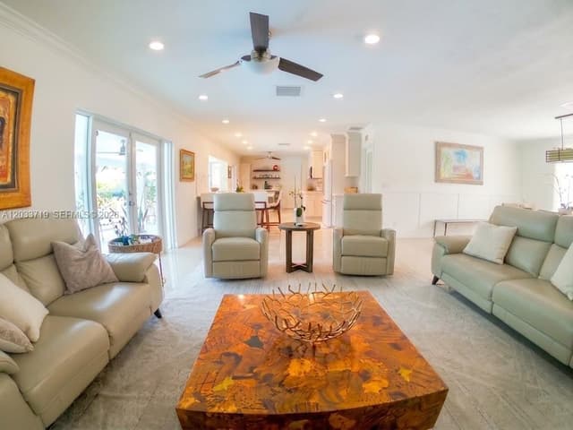 14500 SW 84th Ave, Palmetto Bay FL 33158 - Palmetto Bay, FL - Photo 5