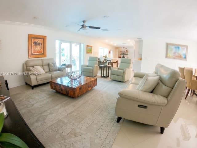 14500 SW 84th Ave, Palmetto Bay FL 33158 - Palmetto Bay, FL - Photo 4