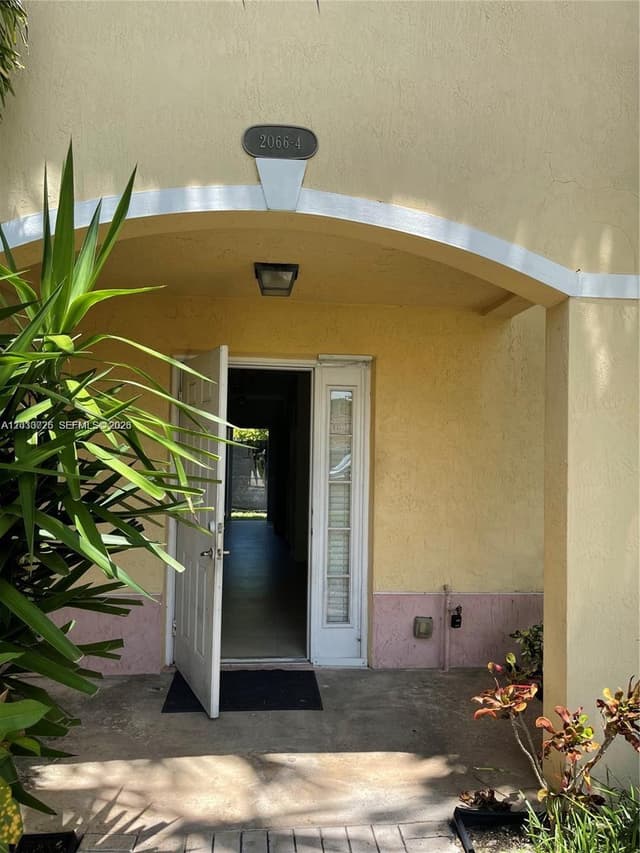 2066 NE 167th St # 108, North Miami Beach FL 33162 - North Miami Beach, FL - Photo 3