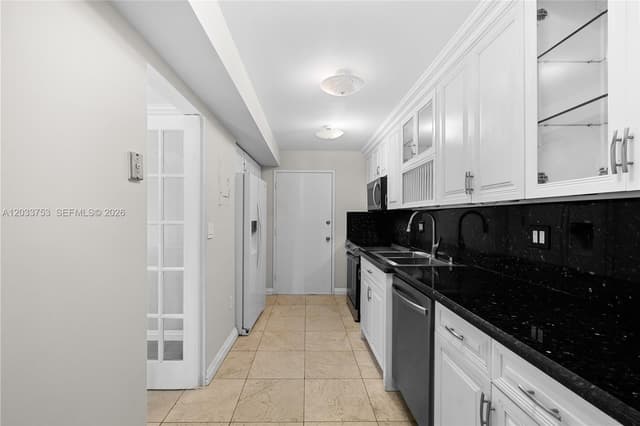18011 Biscayne Blvd # 902, Aventura FL 33160 - Aventura, FL - Photo 6