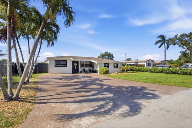 7151 SW 14th St, Pembroke Pines FL 33023 - Pembroke Pines, FL - Photo 6