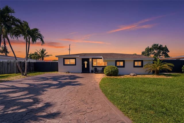 7151 SW 14th St, Pembroke Pines FL 33023 - Pembroke Pines, FL - Photo 3