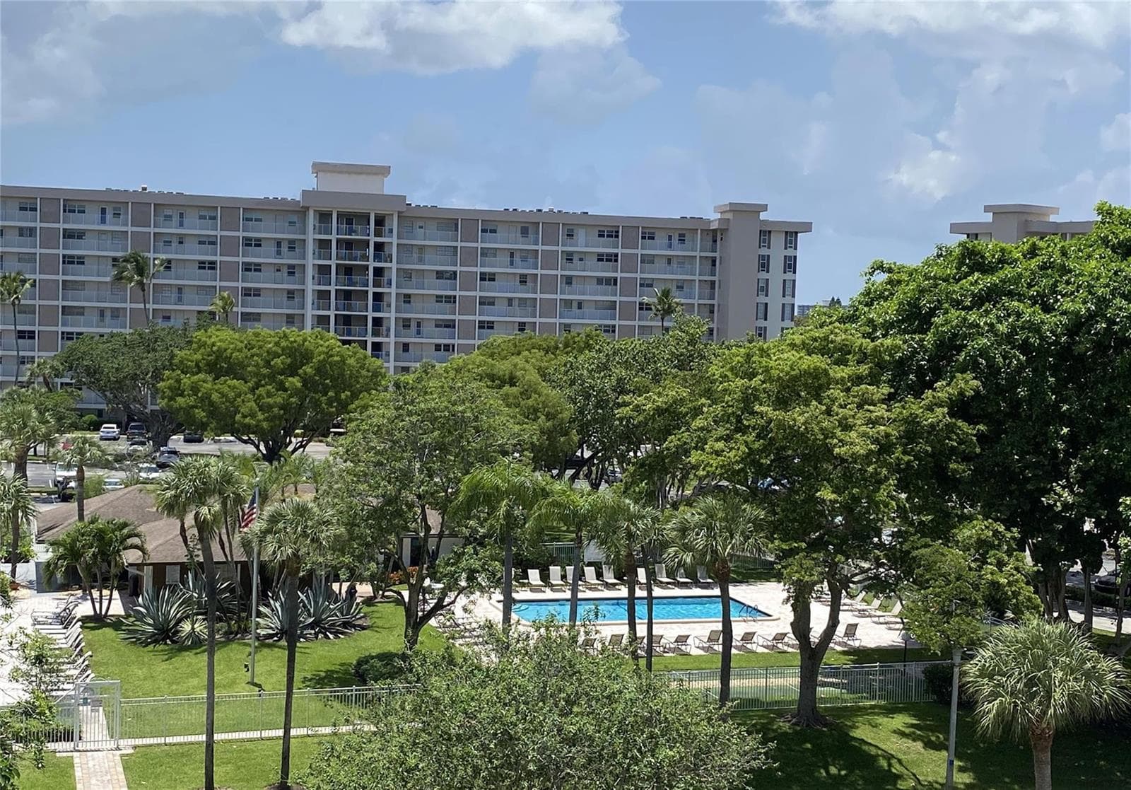2671 S Course Drive # 602, Pompano Beach FL 33069