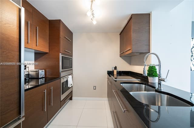 485 Brickell Ave # 3109, Miami FL 33131 - Miami, FL - Photo 6