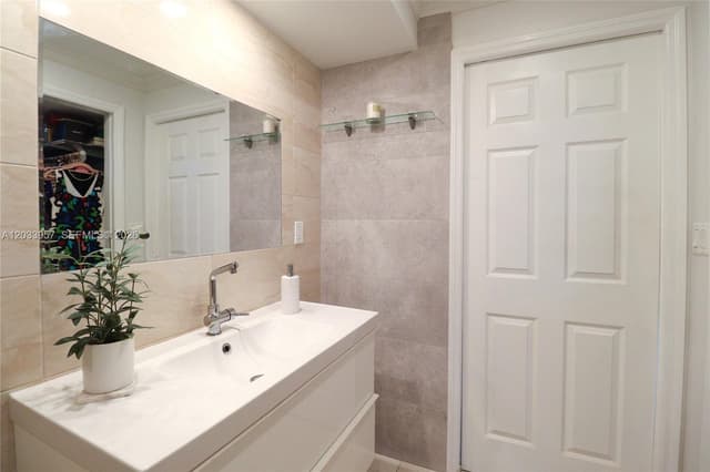 7797 Golf Circle Drive # 208J, Margate FL 33063 - Margate, FL - Photo 7