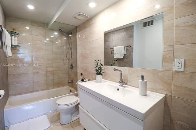 7797 Golf Circle Drive # 208J, Margate FL 33063 - Margate, FL - Photo 5