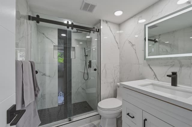9523 N Hollybrook Lake Drive # 103, Pembroke Pines FL 33025 - Pembroke Pines, FL - Photo 5