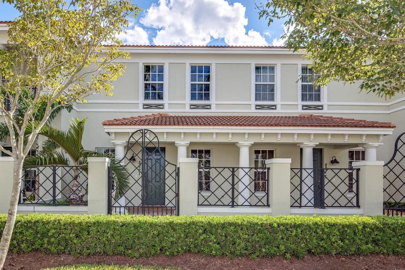 8221 NW 8th Way, Boca Raton FL 33487