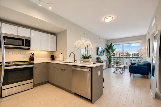321 NE 26th St # 806, Miami FL 33137 - Miami, FL - Photo 4