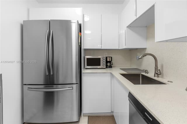 1849 S Ocean Dr # 212, Hallandale Beach FL 33009 - Hallandale Beach, FL - Photo 2