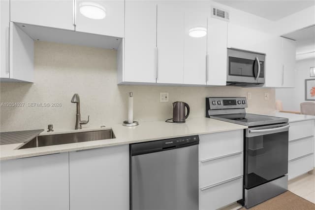 1849 S Ocean Dr # 212, Hallandale Beach FL 33009 - Hallandale Beach, FL - Photo 3