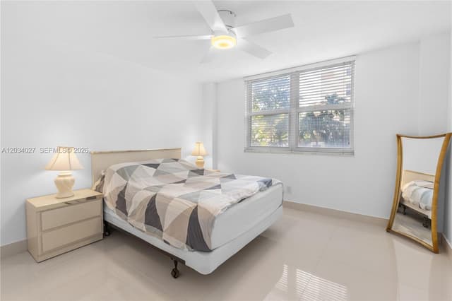 1849 S Ocean Dr # 212, Hallandale Beach FL 33009 - Hallandale Beach, FL - Photo 4
