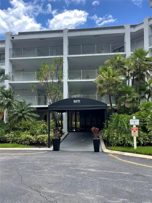 16171 Blatt Blvd # 212, Weston FL 33326 - Weston, FL - Photo 2