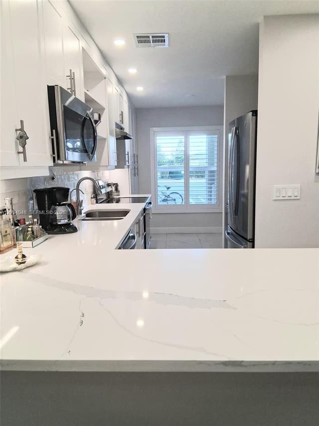 1150 Boxwood Dr # 101, Delray Beach FL 33445 - Delray Beach, FL - Photo 4