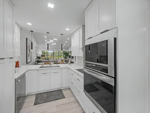 5154 Oak Hill Lane # 1022, Delray Beach FL 33484 - Delray Beach, FL - Photo 5