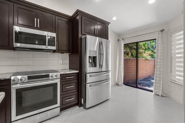 3789 Blue Ridge Road, West Palm Beach FL 33406 - West Palm Beach, FL - Photo 3