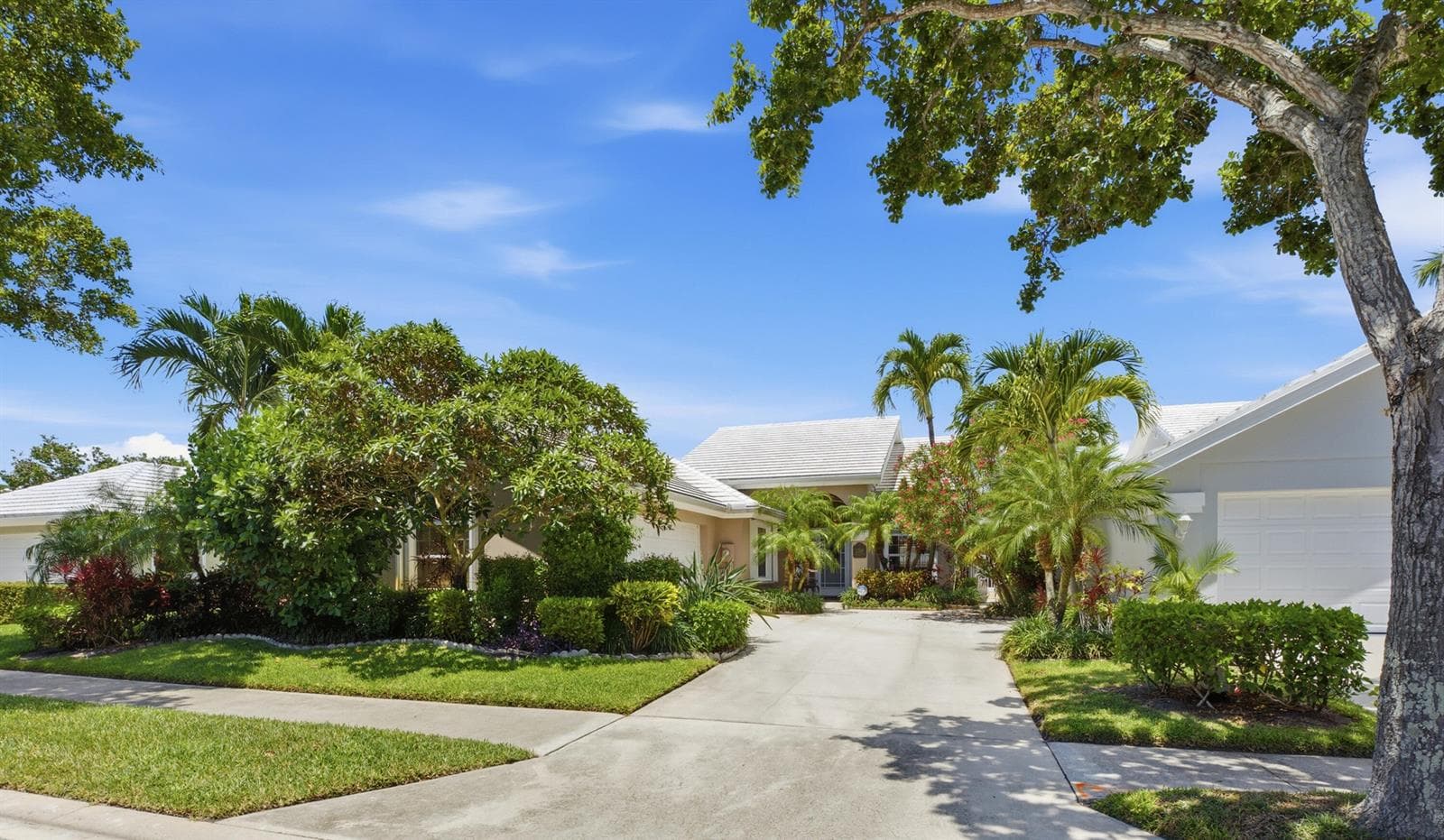 2319 Saratoga Bay Drive, West Palm Beach FL 33409