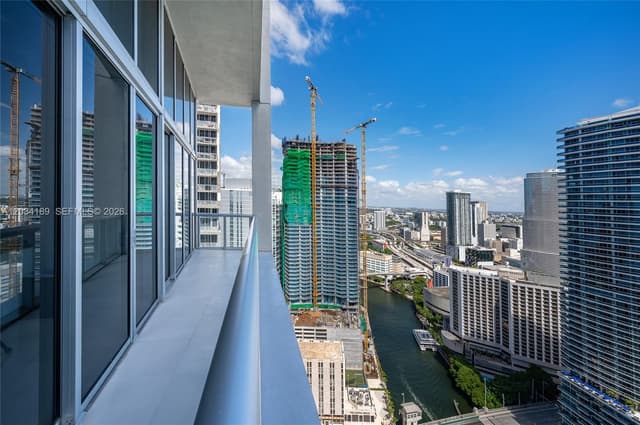 475 Brickell Ave # 4115, Miami FL 33131 - Miami, FL - Photo 4