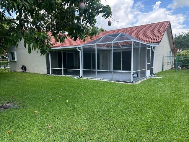 16328 NW 11th St, Pembroke Pines FL 33028 - Pembroke Pines, FL - Photo 5