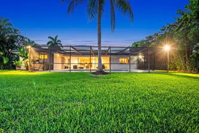 16731 Harbor Court, Weston FL 33326 - Weston, FL - Photo 3