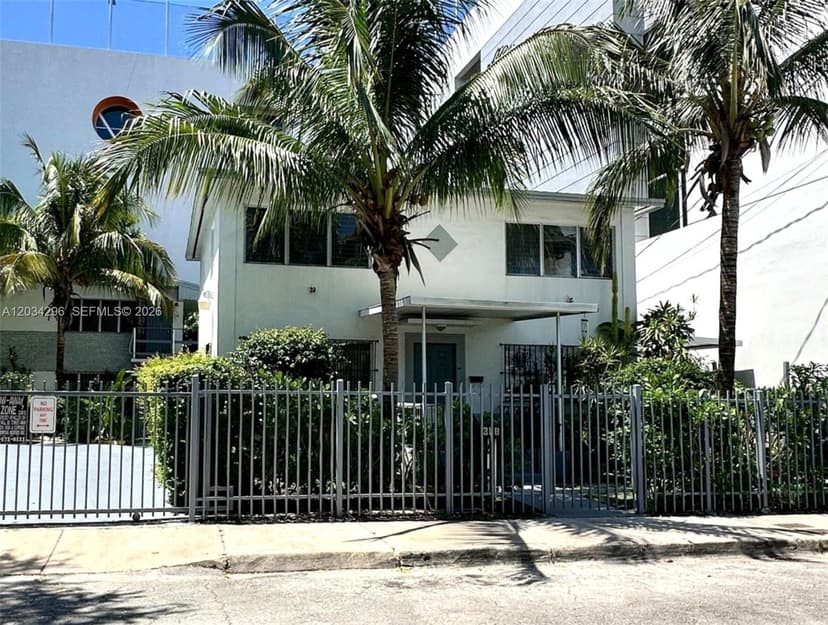 364 SW 11th St, Miami FL 33130